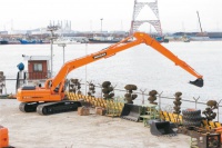 Гусеничные экскаваторы Doosan DX300LCA SLR