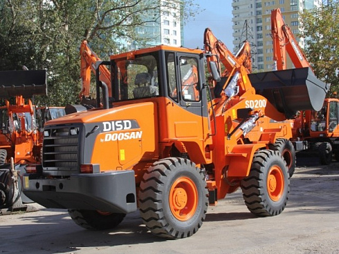 Фронтальные погрузчики Doosan DISD SD200