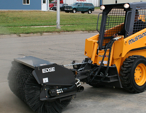 Мини погрузчик Mustang 2041