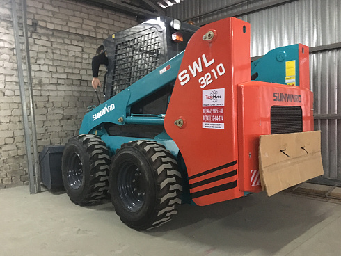 Мини погрузчик SUNWARD SWL3210