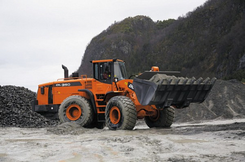 Фронтальные погрузчики Doosan DL 350