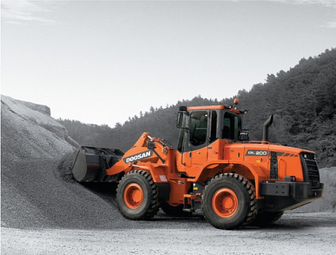 Фронтальные погрузчики Doosan DL 200