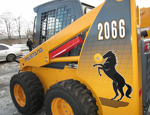 Мини погрузчик Mustang 2066