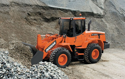 Фронтальные погрузчики Doosan DL 200